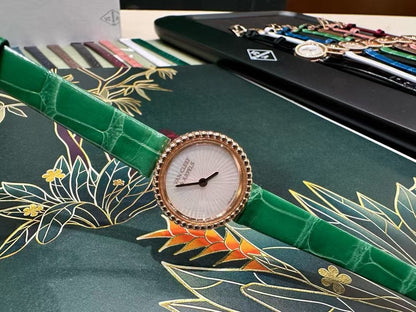 Van Cleef and Arpels Perlee New Wrist Watch WTJN25258