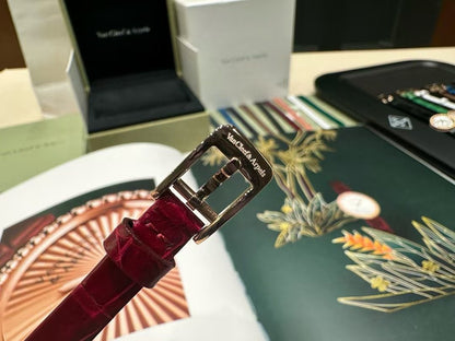 Van Cleef and Arpels Perlee New Wrist Watch WTJN25259