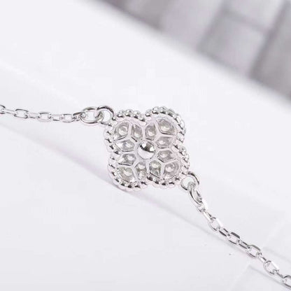 Van Cleef and Arpels Single Flower Diamond Bracelet JWLH0124