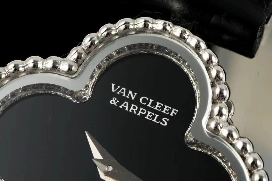 Van Cleef and Arpels Sweet Alhambra Series Wrist Watch WAT02114