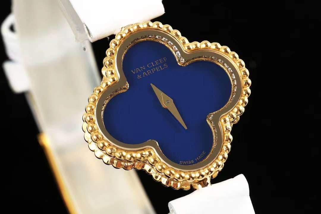 Van Cleef and Arpels Sweet Alhambra Series Wrist Watch WAT02116