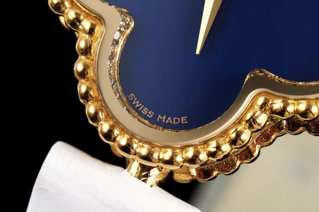 Van Cleef and Arpels Sweet Alhambra Series Wrist Watch WAT02116