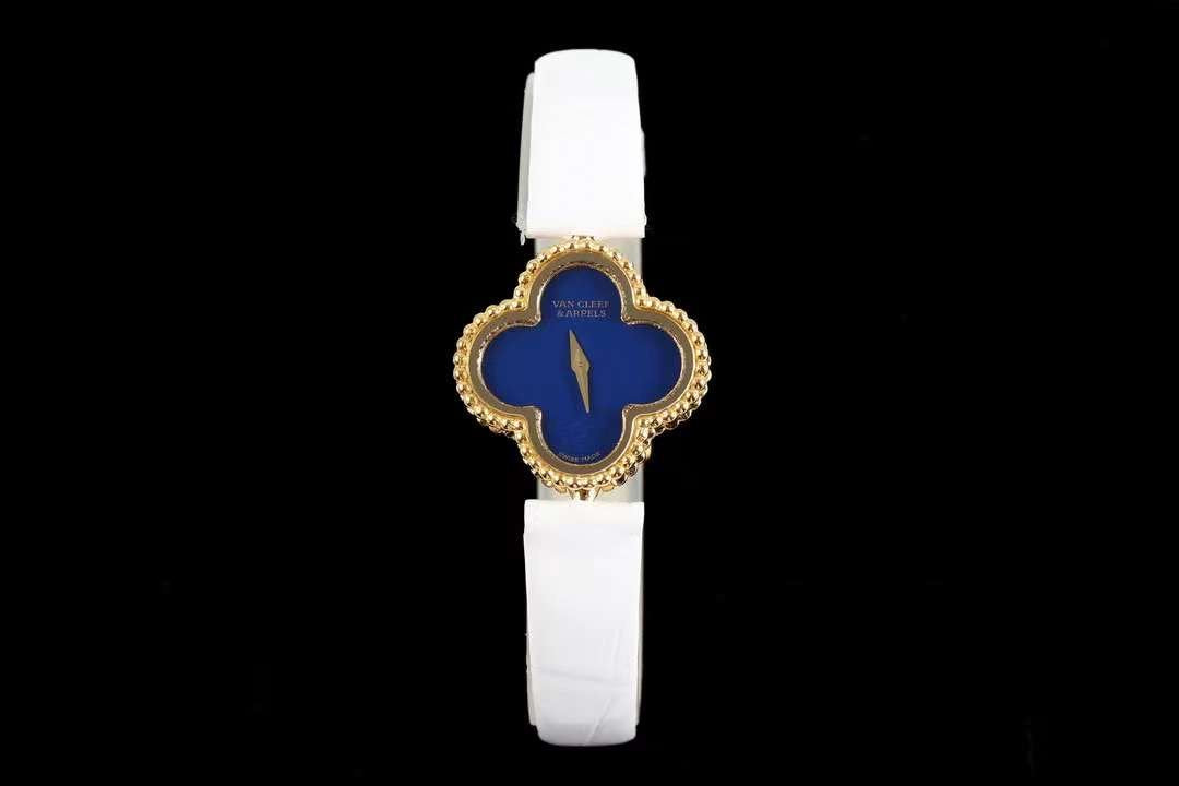 Van Cleef and Arpels Sweet Alhambra Series Wrist Watch WAT02116