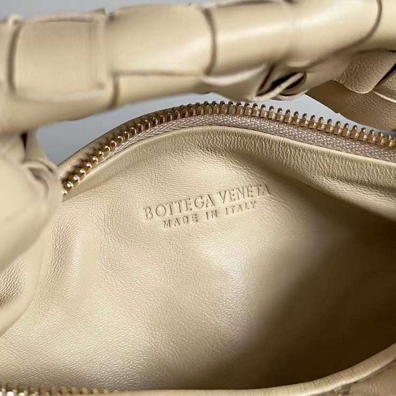 Bottega Veneta Knot Hobo Bag BGMP0193