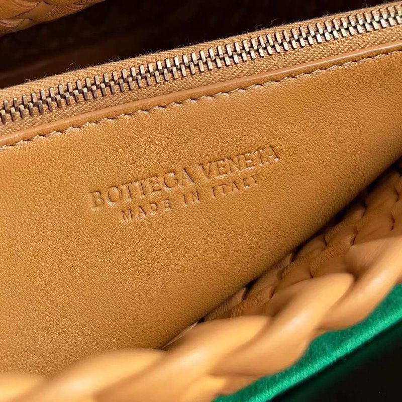 Bottega Veneta Shoulder Bag BGMP1418