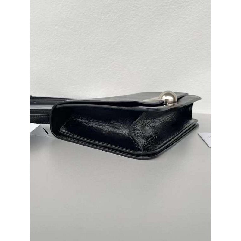 Bottega Veneta Classic Hand Bag BGMP1863
