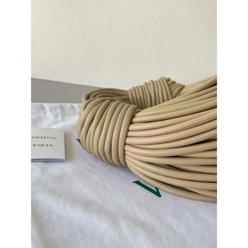 Bottega Veneta Noodle Bento Bag BGMP1860