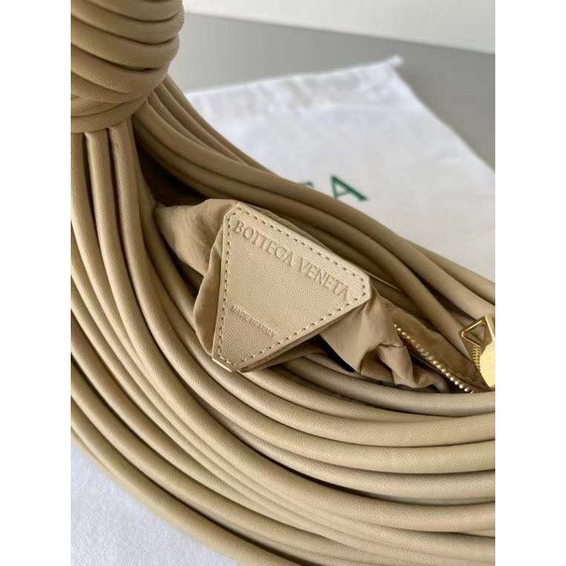 Bottega Veneta Noodle Bento Bag BGMP1860