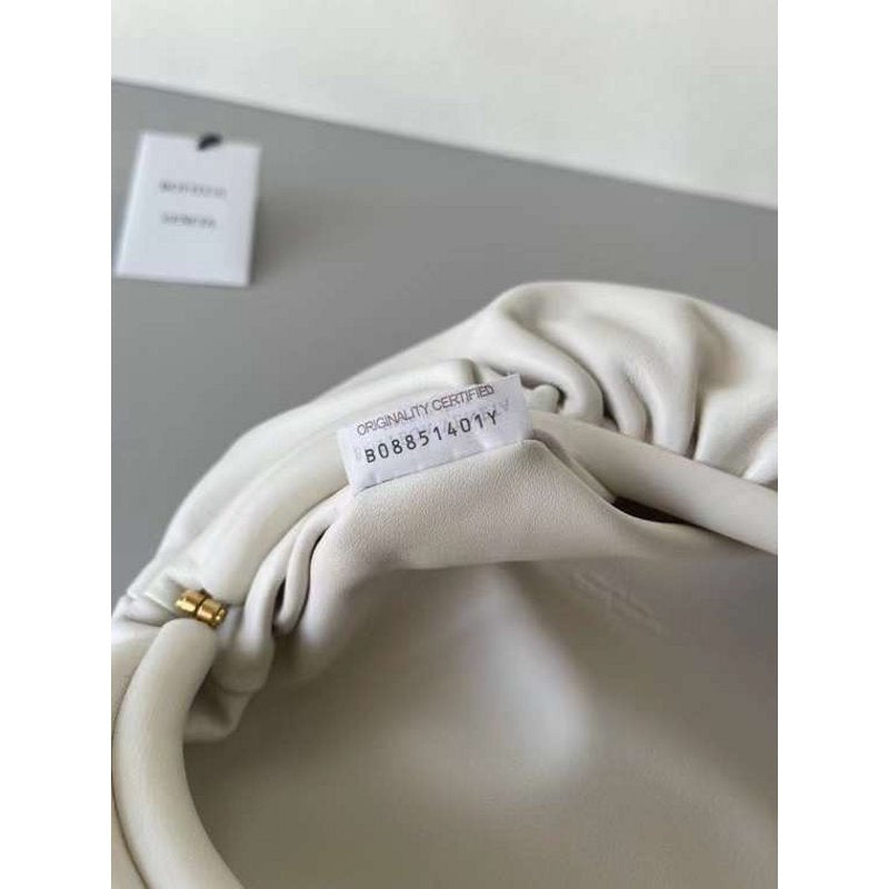 Bottega Veneta The Pouch Cloud Bag Bag BGMP1878