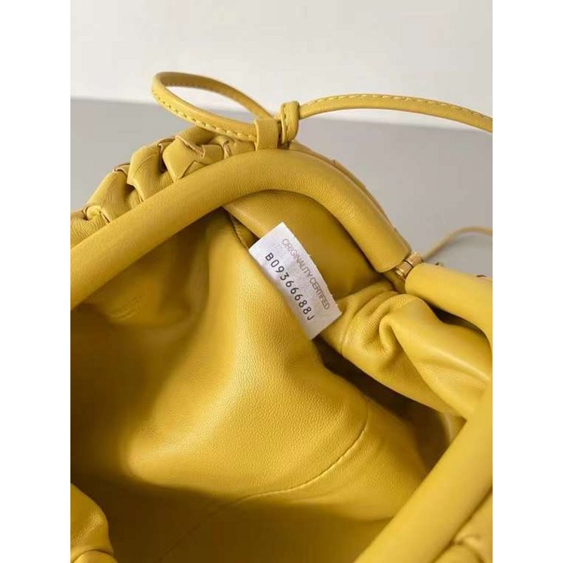 Bottega Veneta The Pouch Cloud Bag Bag BGMP1882