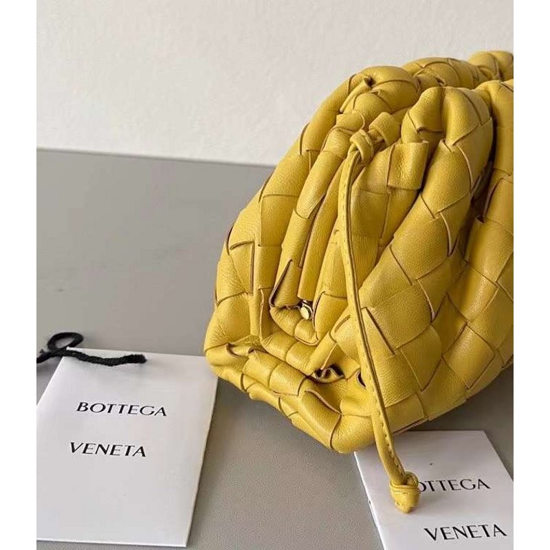 Bottega Veneta The Pouch Cloud Bag Bag BGMP1882
