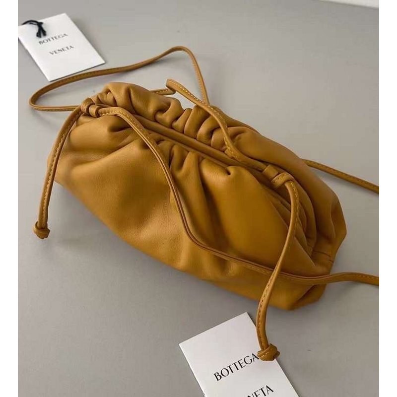 Bottega Veneta The Pouch Cloud Bag Bag BGMP1887