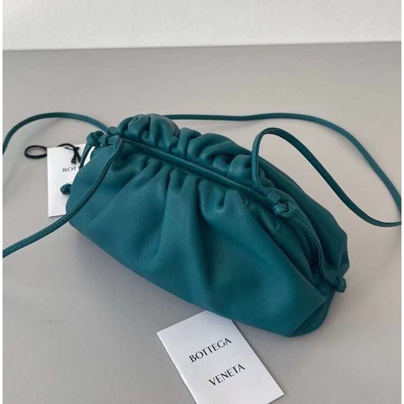 Bottega Veneta The Pouch Cloud Bag Bag BGMP1889