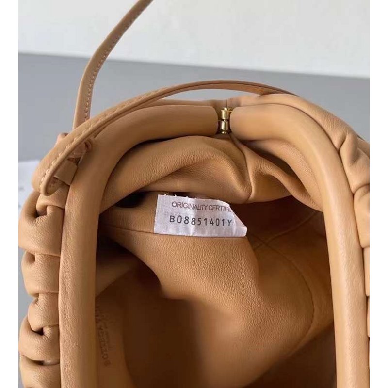 Bottega Veneta The Pouch Cloud Bag Bag BGMP1890