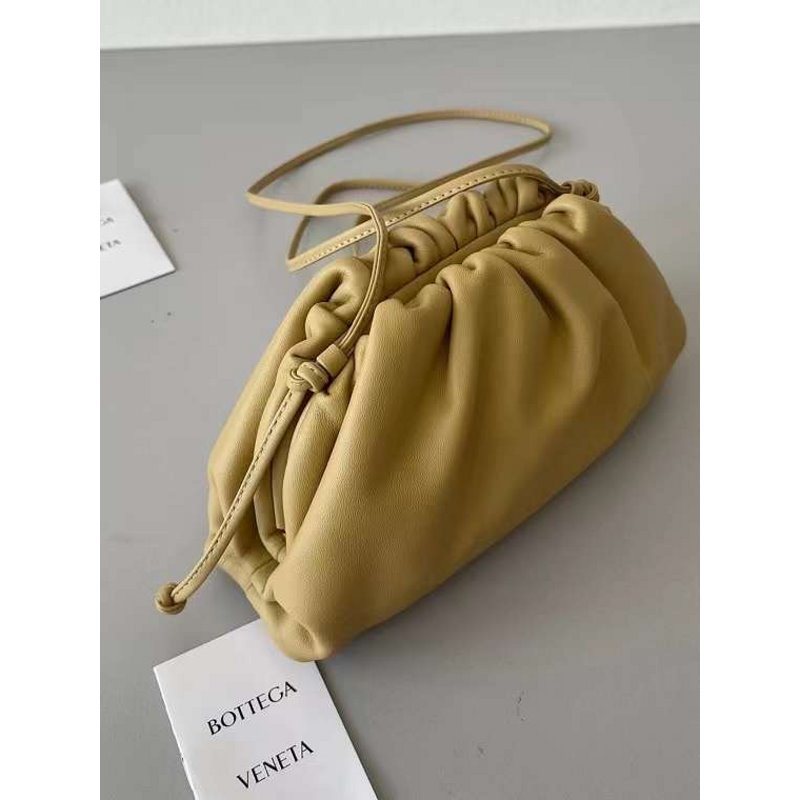 Bottega Veneta The Pouch Cloud Bag Bag BGMP1894