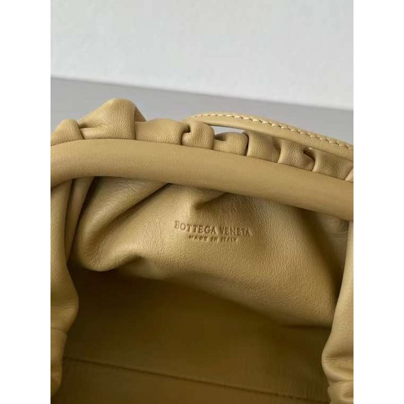 Bottega Veneta The Pouch Cloud Bag Bag BGMP1894