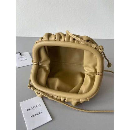 Bottega Veneta The Pouch Cloud Bag Bag BGMP1894