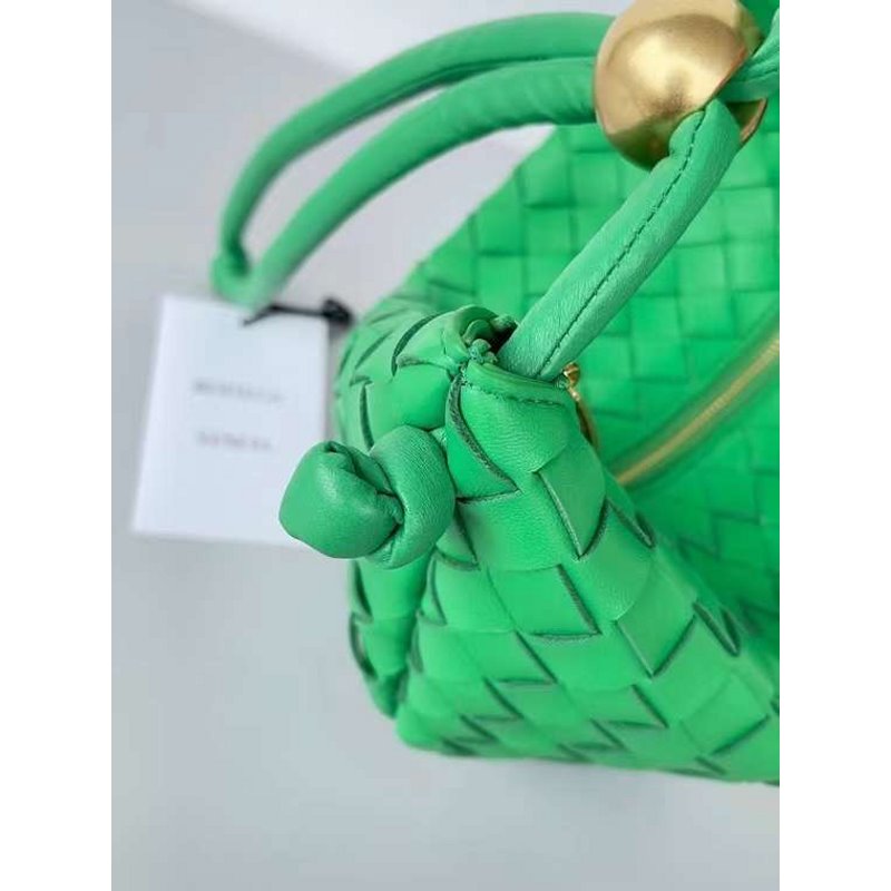 Bottega Veneta Turn Shoulder Bag BG02188