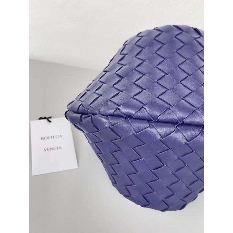 Bottega Veneta Turn Shoulder Bag BG02189
