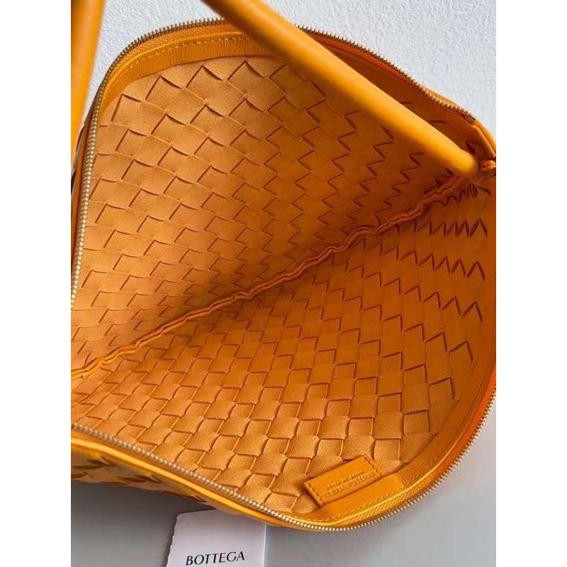 Bottega Veneta Turn Shoulder Bag BG02192