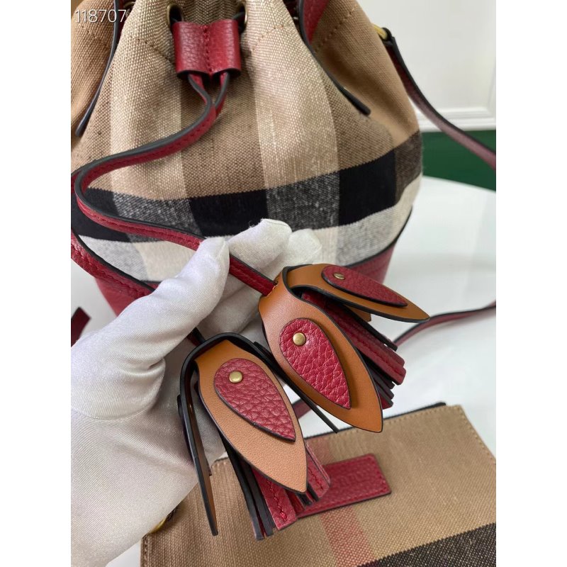 Burberry Bucket Bag BBR00276