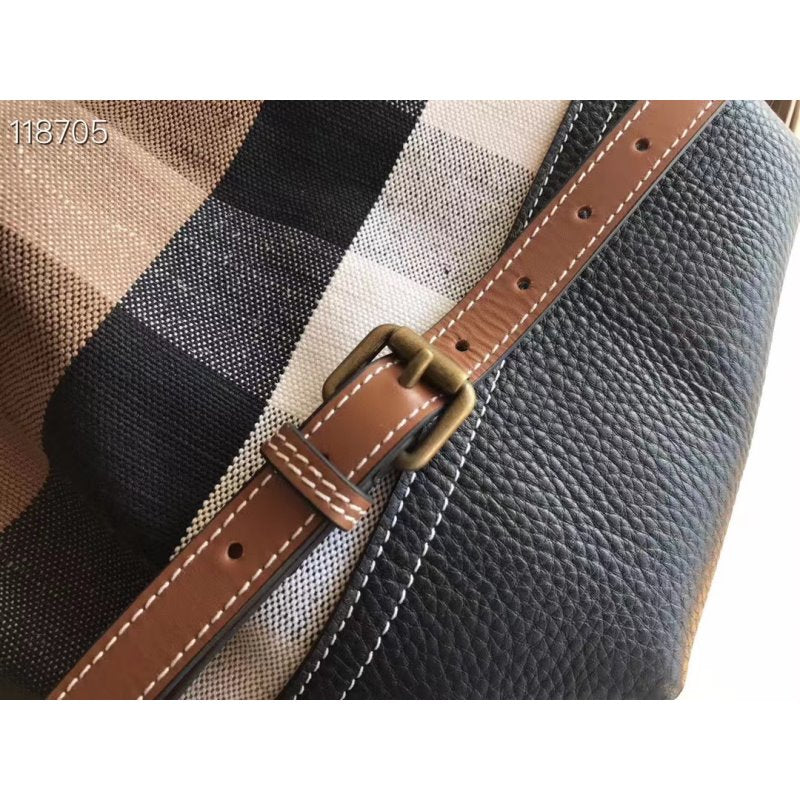 Burberry Bucket Bag BBR00277