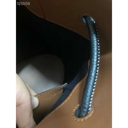 Burberry Bucket Bag BGMP0570