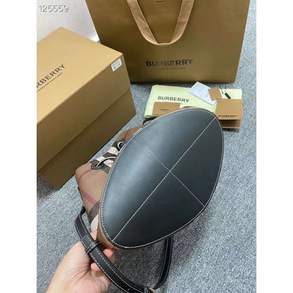 Burberry Bucket Bag BGMP0570