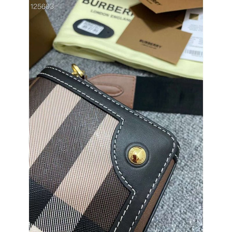 Burberry Classic Bag BGMP0573