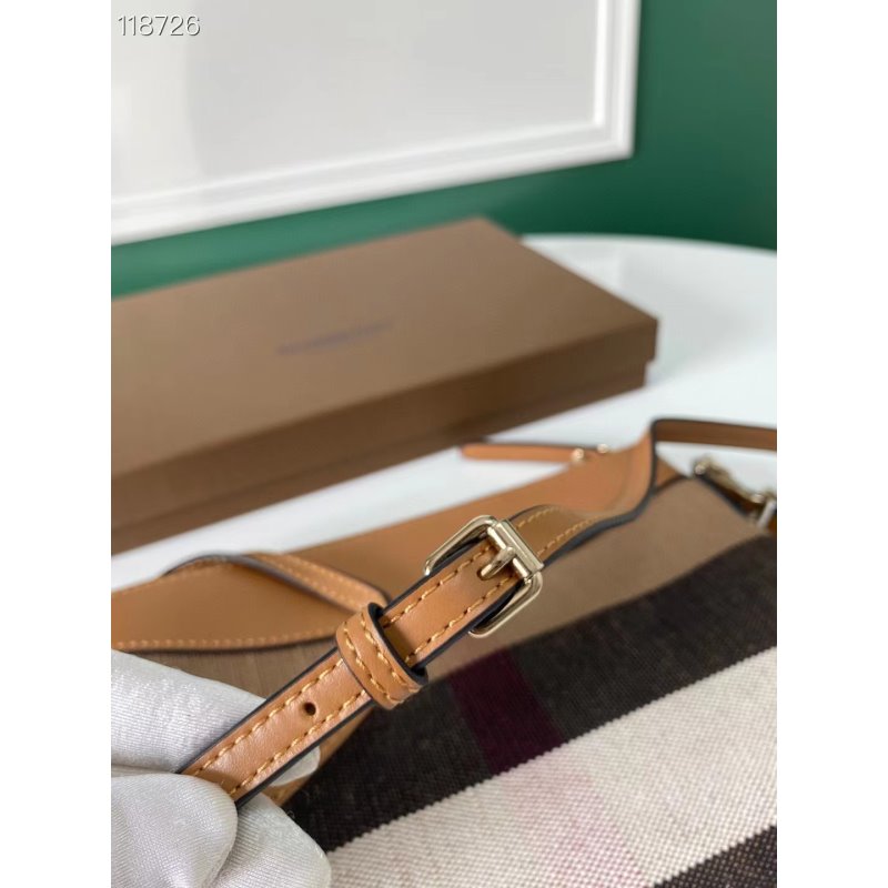 Burberry Leather Clutch Bag BBR00273