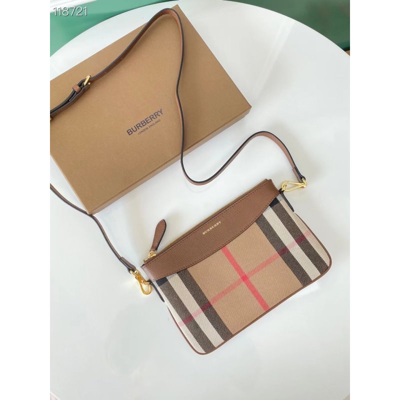 Burberry Leather Clutch Bag BBR00274