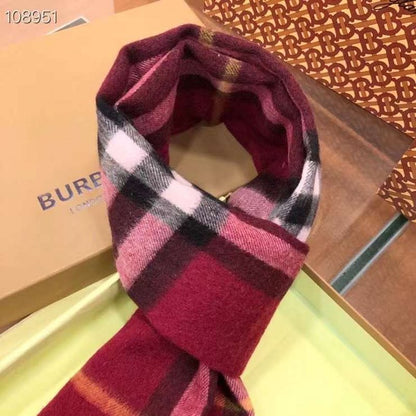 Burberry Wool and Cashmere Scarf SS001187