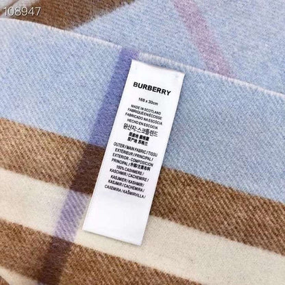 Burberry Wool and Cashmere Scarf SS001188