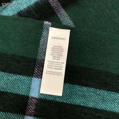 Burberry Wool and Cashmere Scarf SS001189