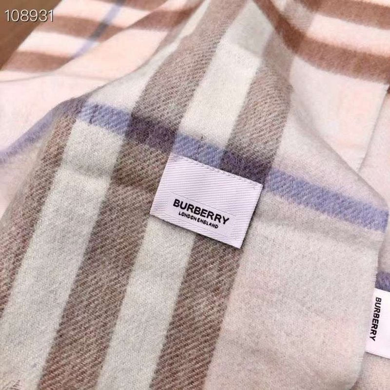 Burberry Wool and Cashmere Scarf SS001192