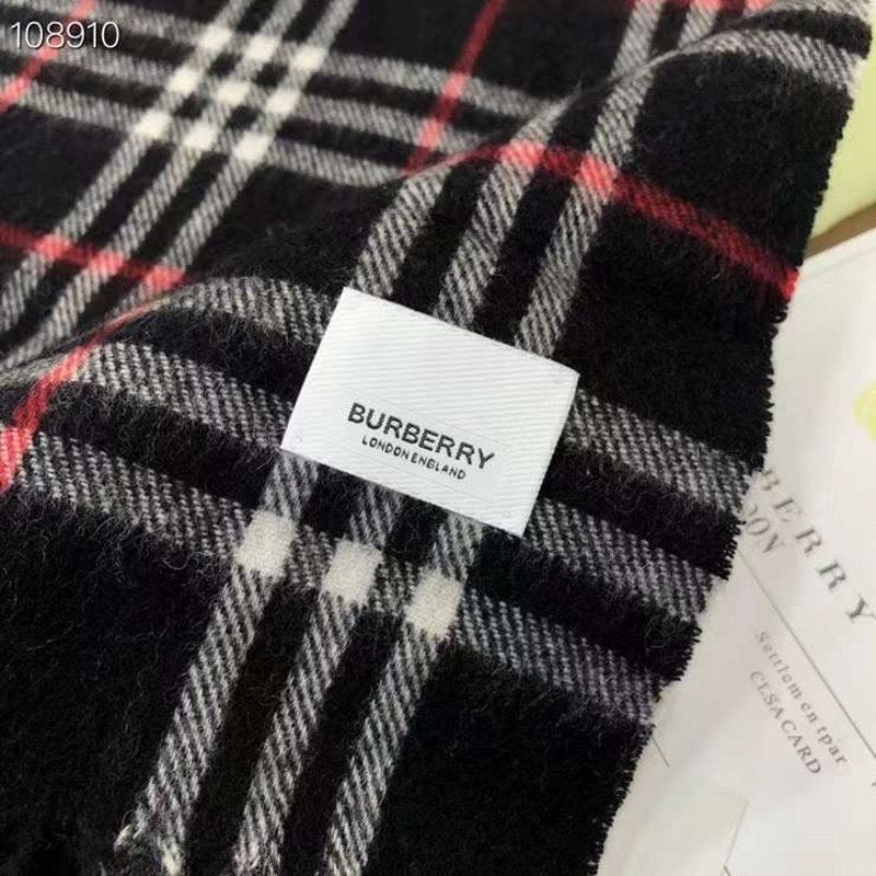 Burberry Wool and Cashmere Scarf SS001195