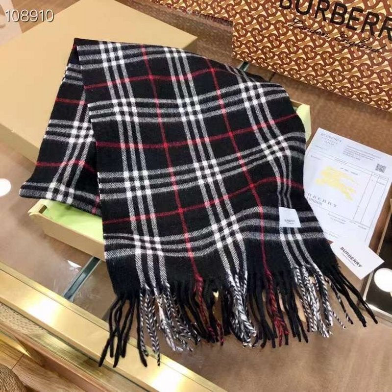 Burberry Wool and Cashmere Scarf SS001195