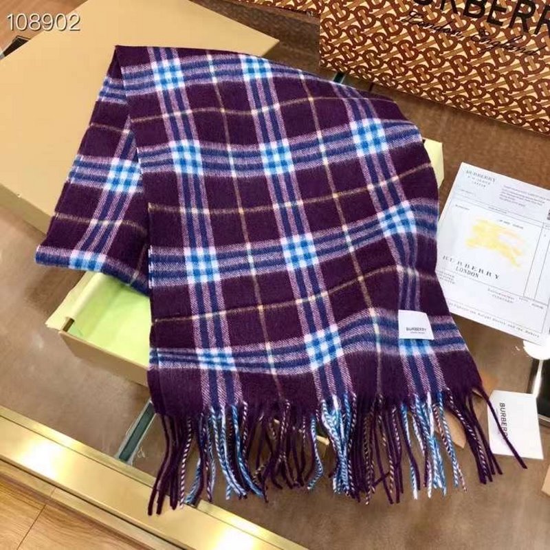 Burberry Wool and Cashmere Scarf SS001196