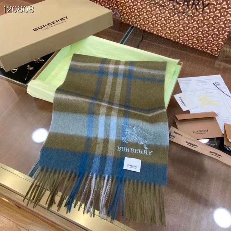Burberry Wool and Cashmere Scarf SS001201