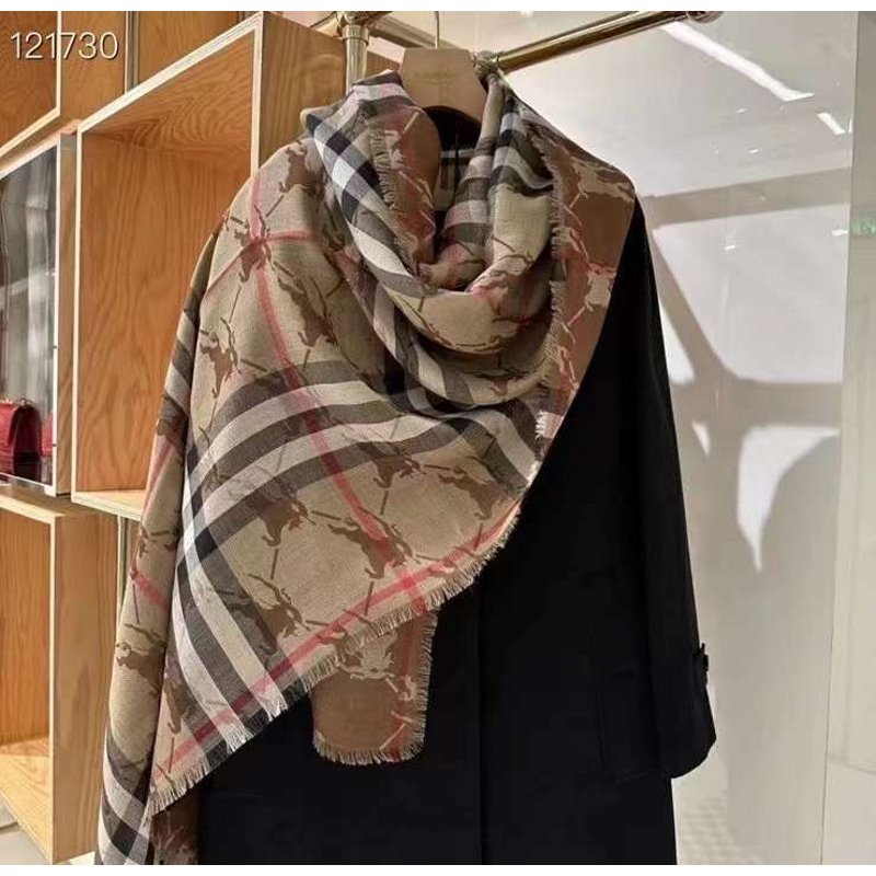 Burberry Wool and Silk Scarf SS001138