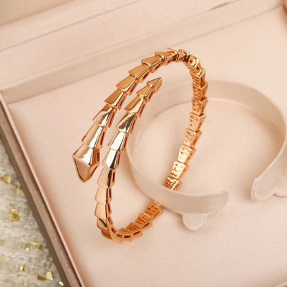 Bvlgari Snake Bracelet  JWL00758