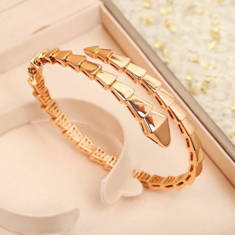 Bvlgari Snake Bracelet  JWL00758