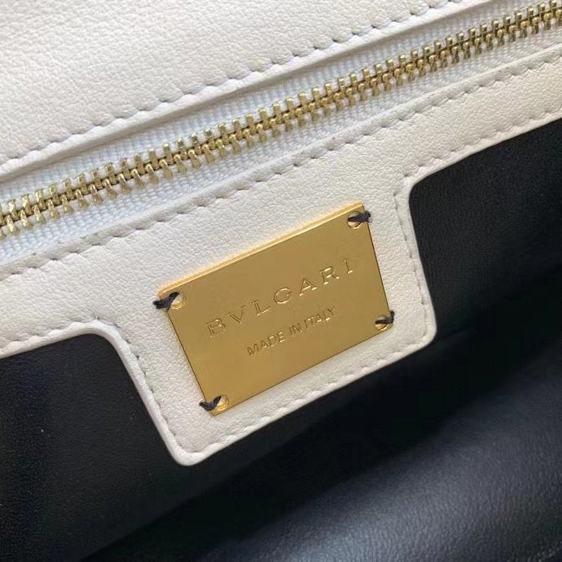 Bvlgari White  Serpenti Cabocho Shoulder Bag BVGR00339