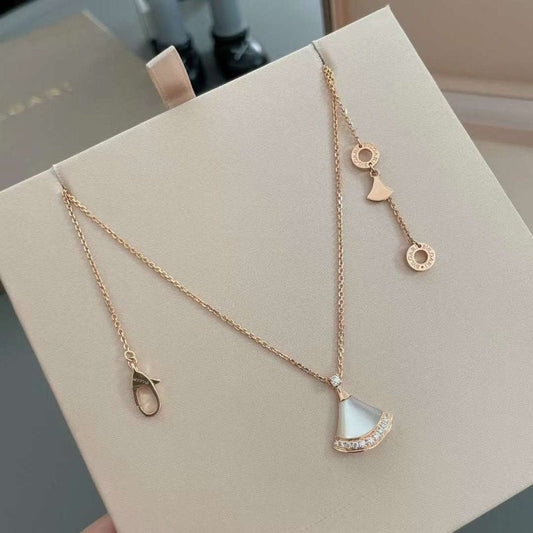 Bvlgari Divas Dream Necklace JWL00192