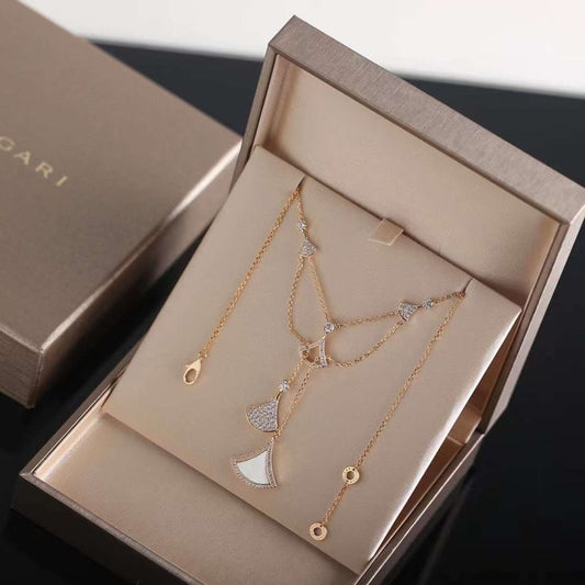 Bvlgari Divas Dream Necklace JWL00195