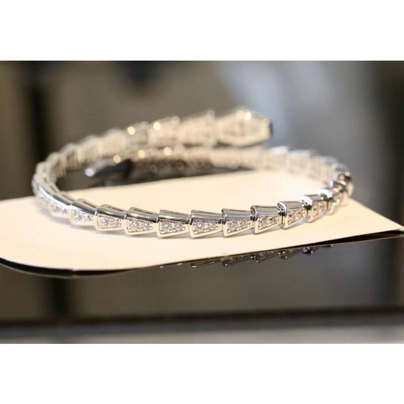 Bvlgari Snake Full Diamond Bracelet JWL00203
