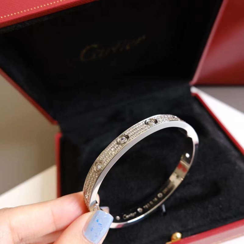 Cartier Bracelet JWL01155