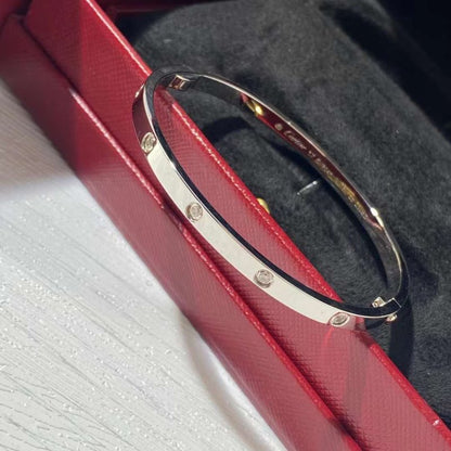 Cartier Love Bracelet JWL01151