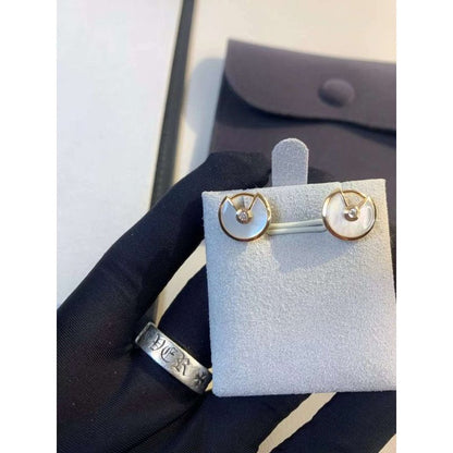 Cartier Amulette Stud JWL00179