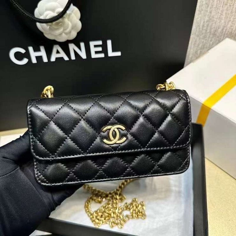 Chanel Camellia Bag BGMP1228